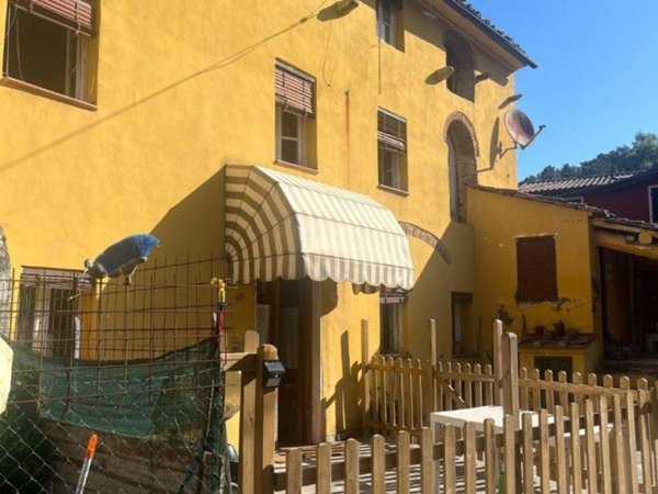 casa indipendente in vendita a Capannori