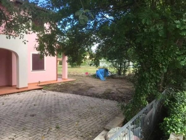 casa indipendente in vendita a Capannori in zona Lammari