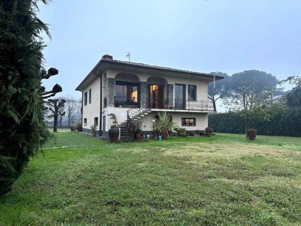 casa indipendente in vendita a Capannori in zona Lammari