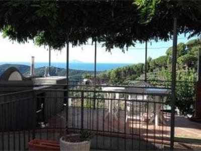 appartamento in vendita a Capannori in zona Vorno