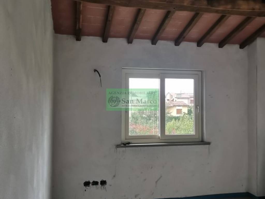 casa indipendente in vendita a Capannori in zona Lammari