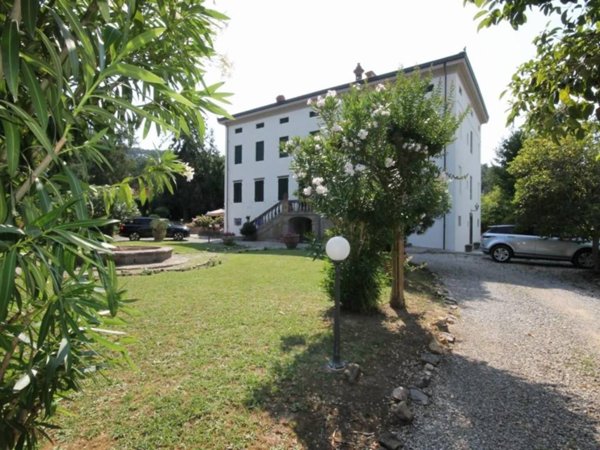 appartamento in vendita a Capannori in zona Vorno