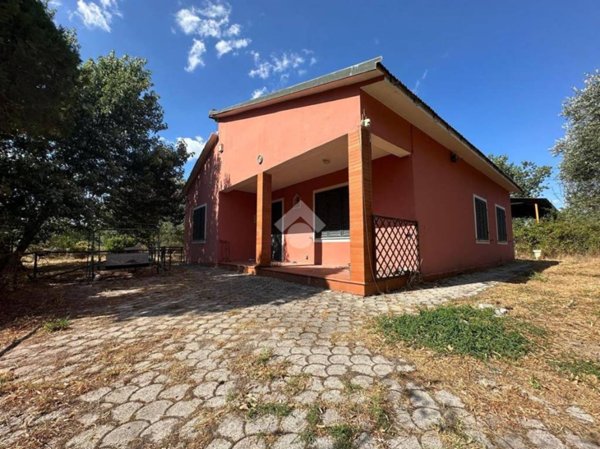 casa indipendente in vendita a Capannori