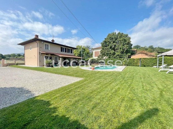 casa indipendente in vendita a Capannori