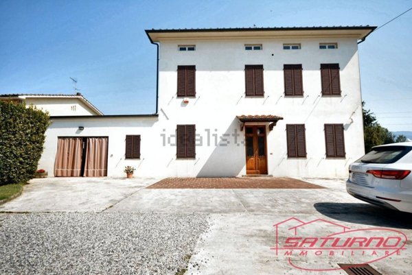 casa indipendente in vendita a Capannori in zona Lammari