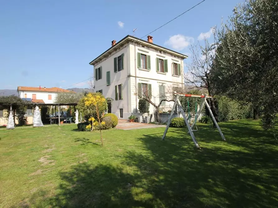 casa indipendente in vendita a Capannori in zona Marlia