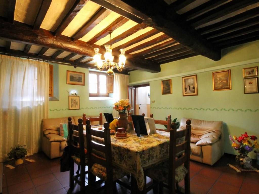 casa indipendente in vendita a Capannori in zona San Gennaro