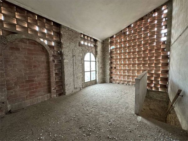casa indipendente in vendita a Capannori in zona Marlia
