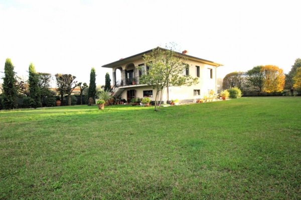 casa indipendente in vendita a Capannori in zona Lammari