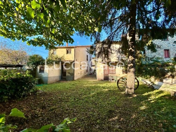 casa indipendente in vendita a Capannori