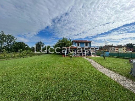 casa indipendente in vendita a Capannori