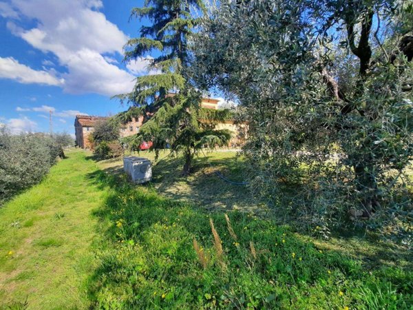 casale in vendita a Capannori
