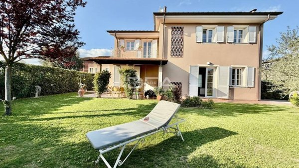 casa indipendente in vendita a Capannori