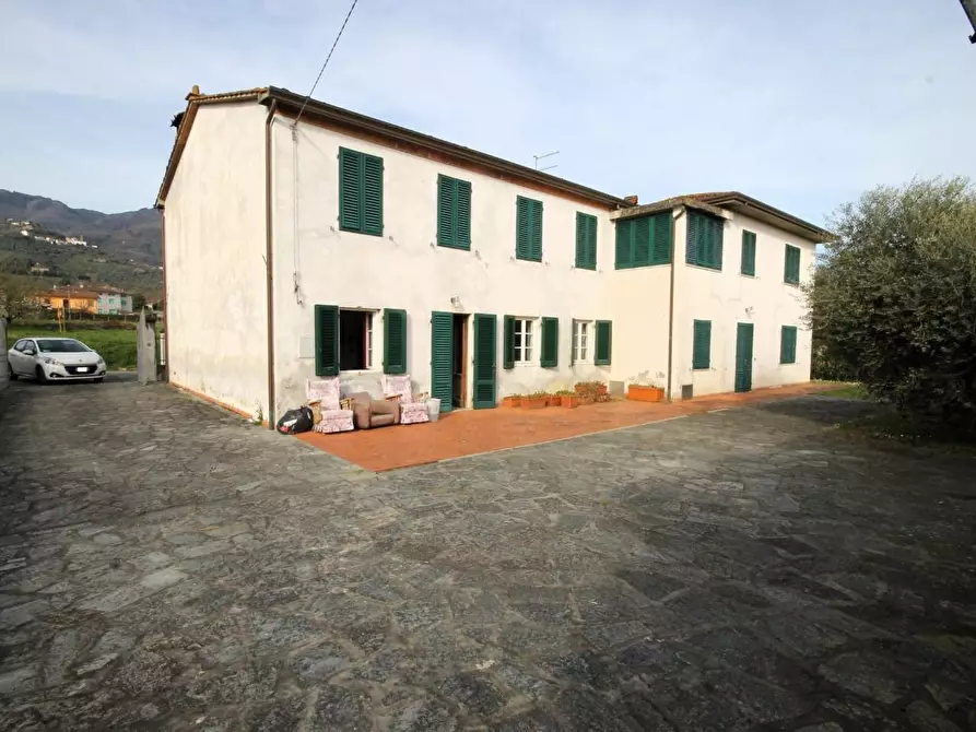 casa indipendente in vendita a Capannori in zona Marlia