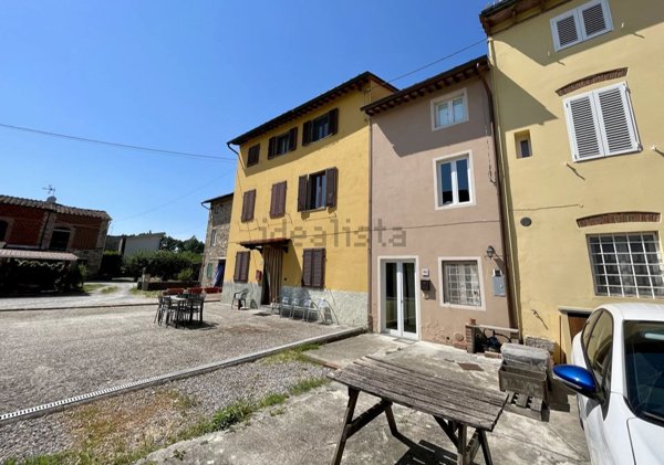 casa indipendente in vendita a Capannori