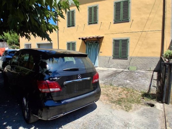 casa indipendente in vendita a Capannori
