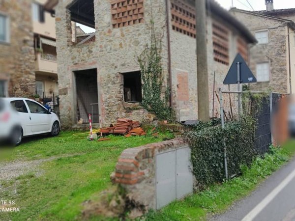 casa indipendente in vendita a Capannori