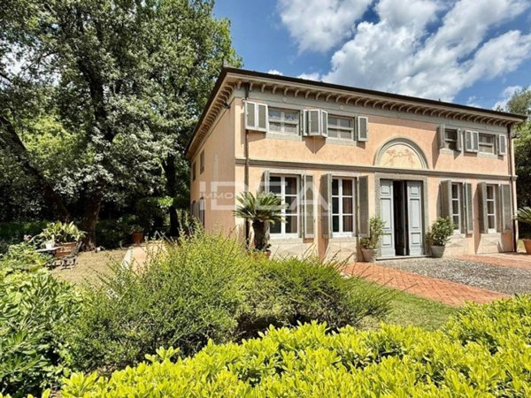 casa indipendente in vendita a Capannori