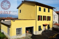 casa indipendente in vendita a Capannori