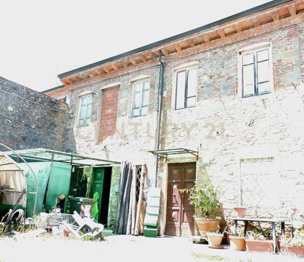 casa indipendente in vendita a Capannori