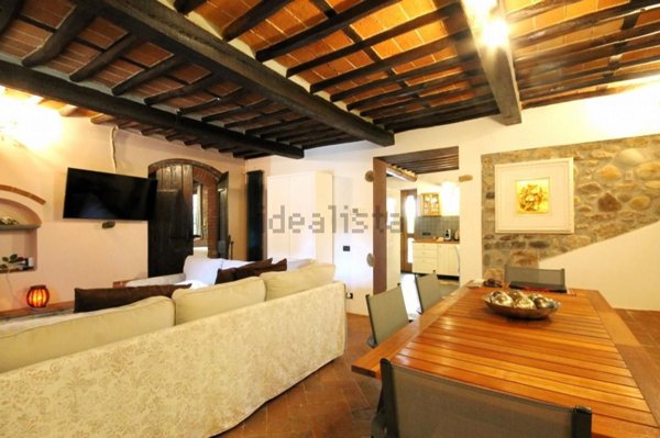 casa indipendente in vendita a Capannori