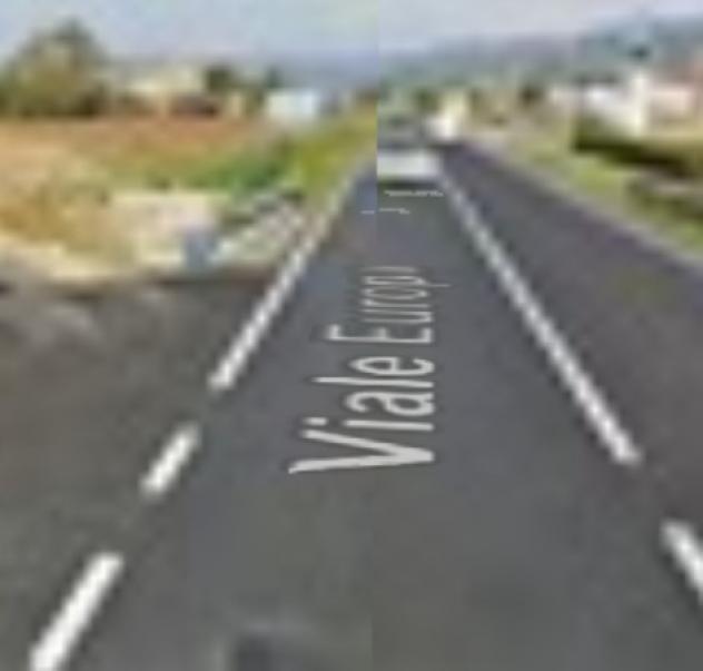 ufficio in vendita a Capannori in zona Lammari