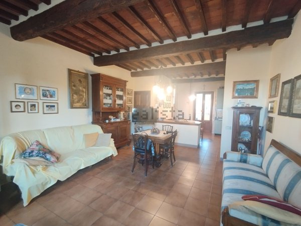 casa indipendente in vendita a Capannori in zona Vorno
