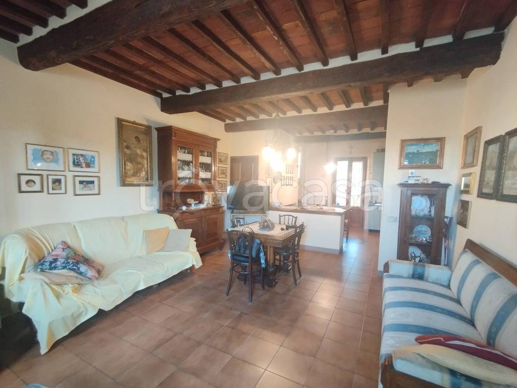 casa indipendente in vendita a Capannori in zona Vorno