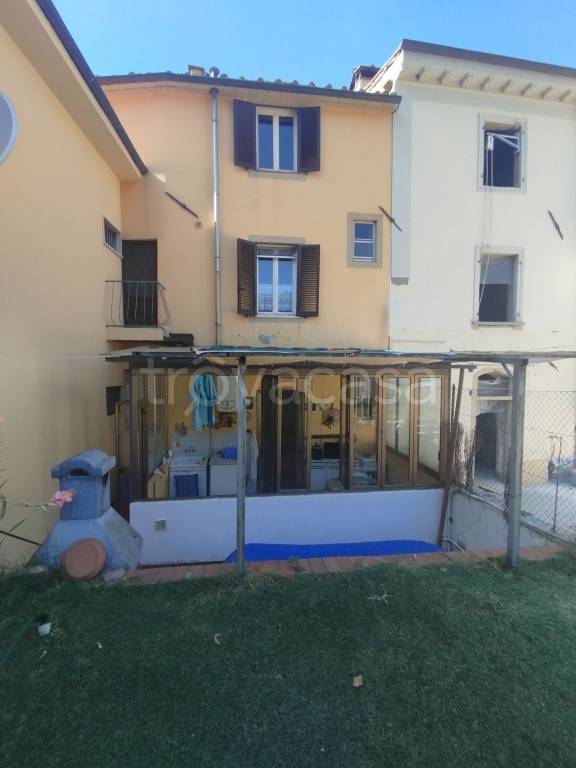 casa indipendente in vendita a Capannori in zona Vorno
