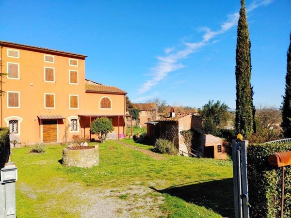casa indipendente in vendita a Capannori