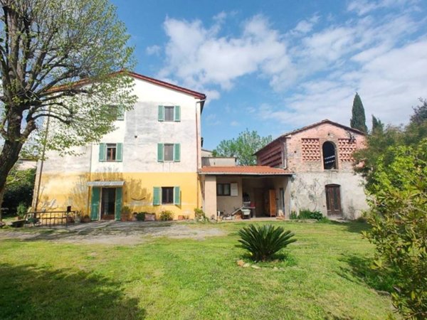 casa indipendente in vendita a Capannori