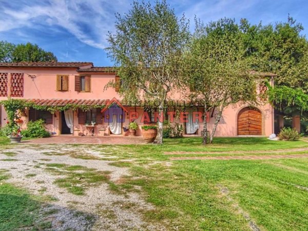 casale in vendita a Capannori