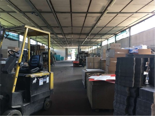 locale commerciale in vendita a Capannori