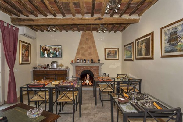 casa indipendente in vendita a Capannori in zona Vorno