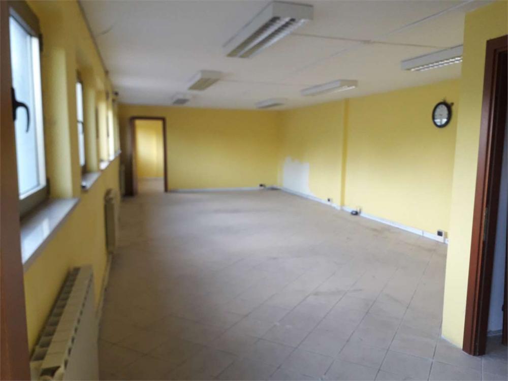 ufficio in vendita a Capannori in zona Guamo