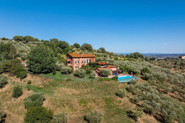 casa indipendente in vendita a Capannori