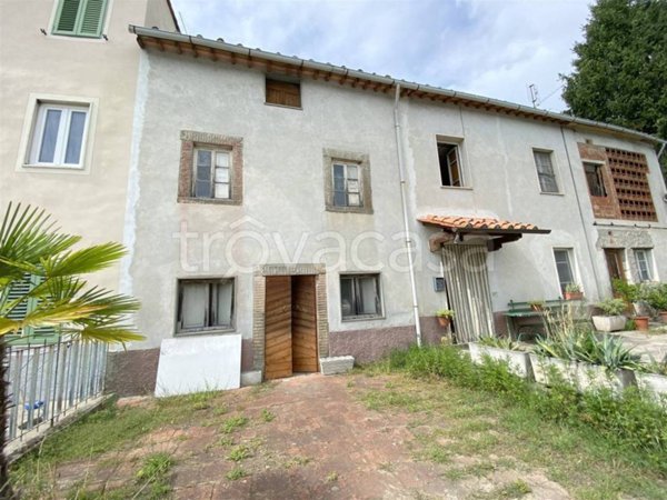 casa indipendente in vendita a Capannori in zona Lammari