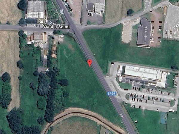 locale di sgombero in vendita a Capannori