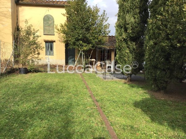 casa indipendente in vendita a Capannori
