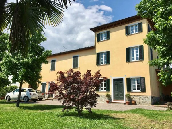 casa indipendente in vendita a Capannori