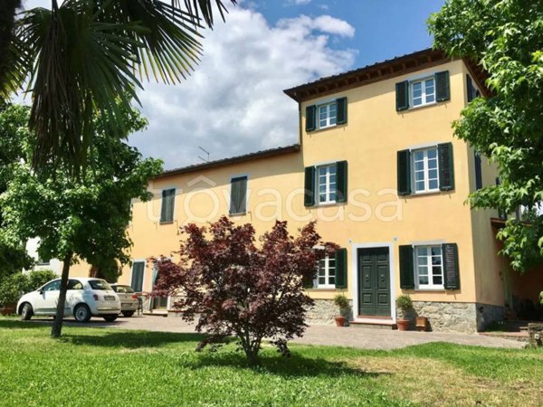 casa indipendente in vendita a Capannori