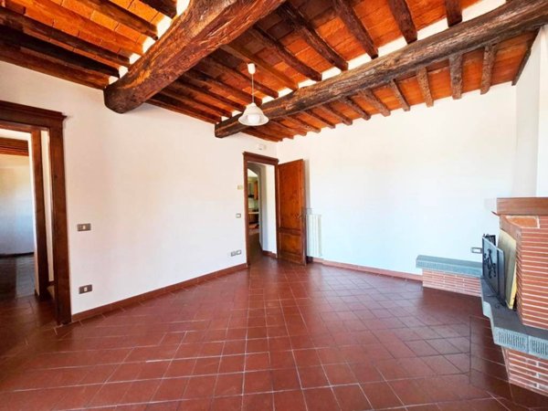 casa indipendente in vendita a Capannori in zona Marlia