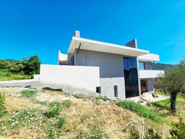 casa indipendente in vendita a Capannori in zona San Gennaro