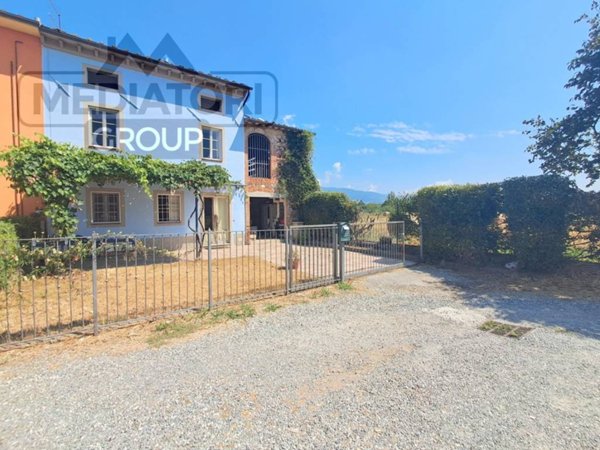 casa indipendente in vendita a Capannori in zona Lammari