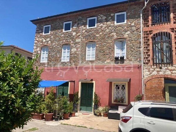 casa indipendente in vendita a Capannori