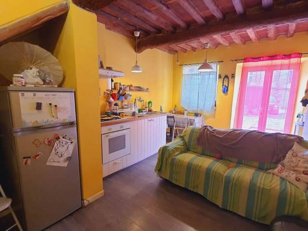 casa indipendente in vendita a Capannori