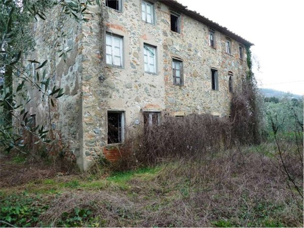 casa indipendente in vendita a Capannori