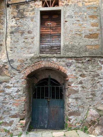 locale di sgombero in vendita a Capannori