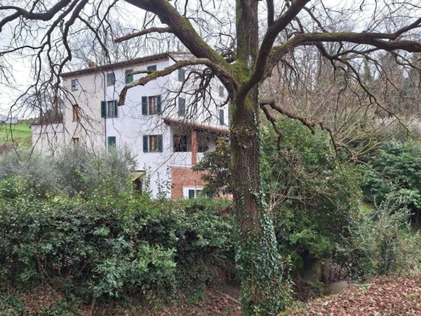 casa indipendente in vendita a Capannori