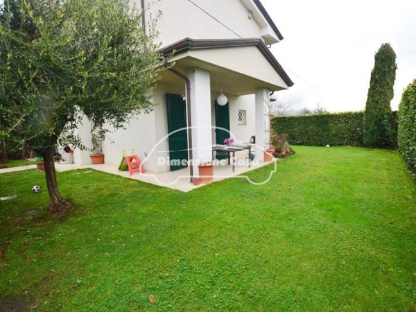 casa indipendente in vendita a Capannori